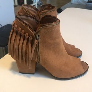Dolce Vita Peep Toe Booties w Fringe